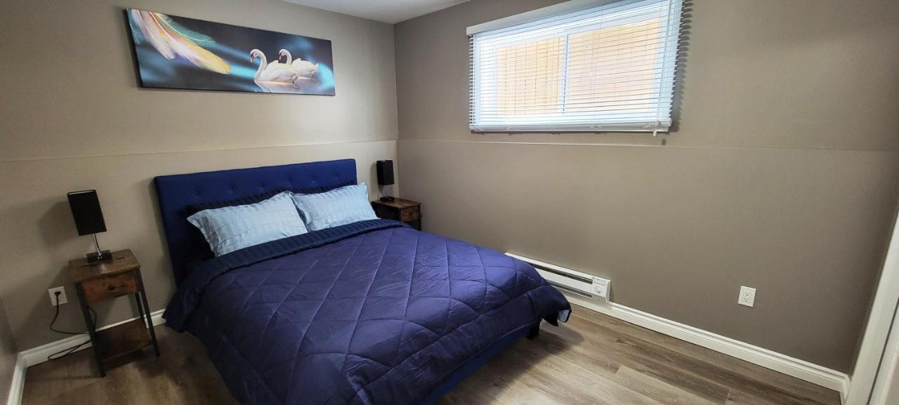 Blue Wave 2 Bedroom Suite Saskatoon Exteriör bild