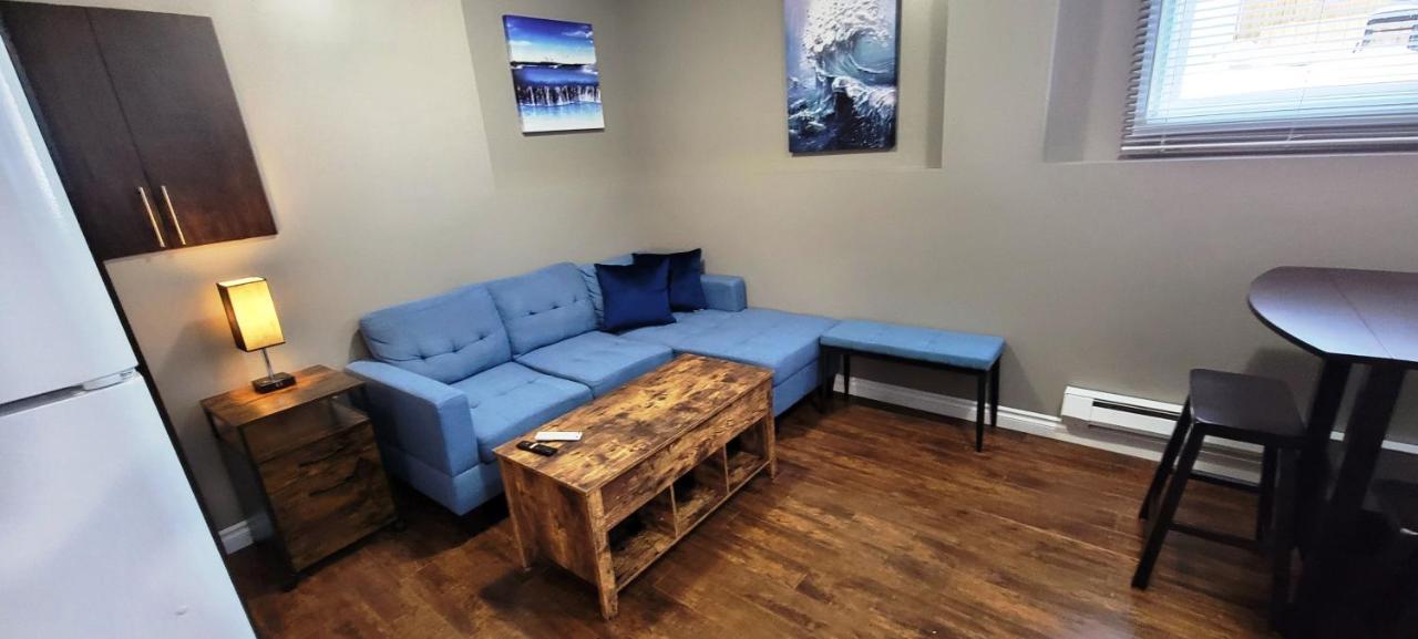 Blue Wave 2 Bedroom Suite Saskatoon Exteriör bild